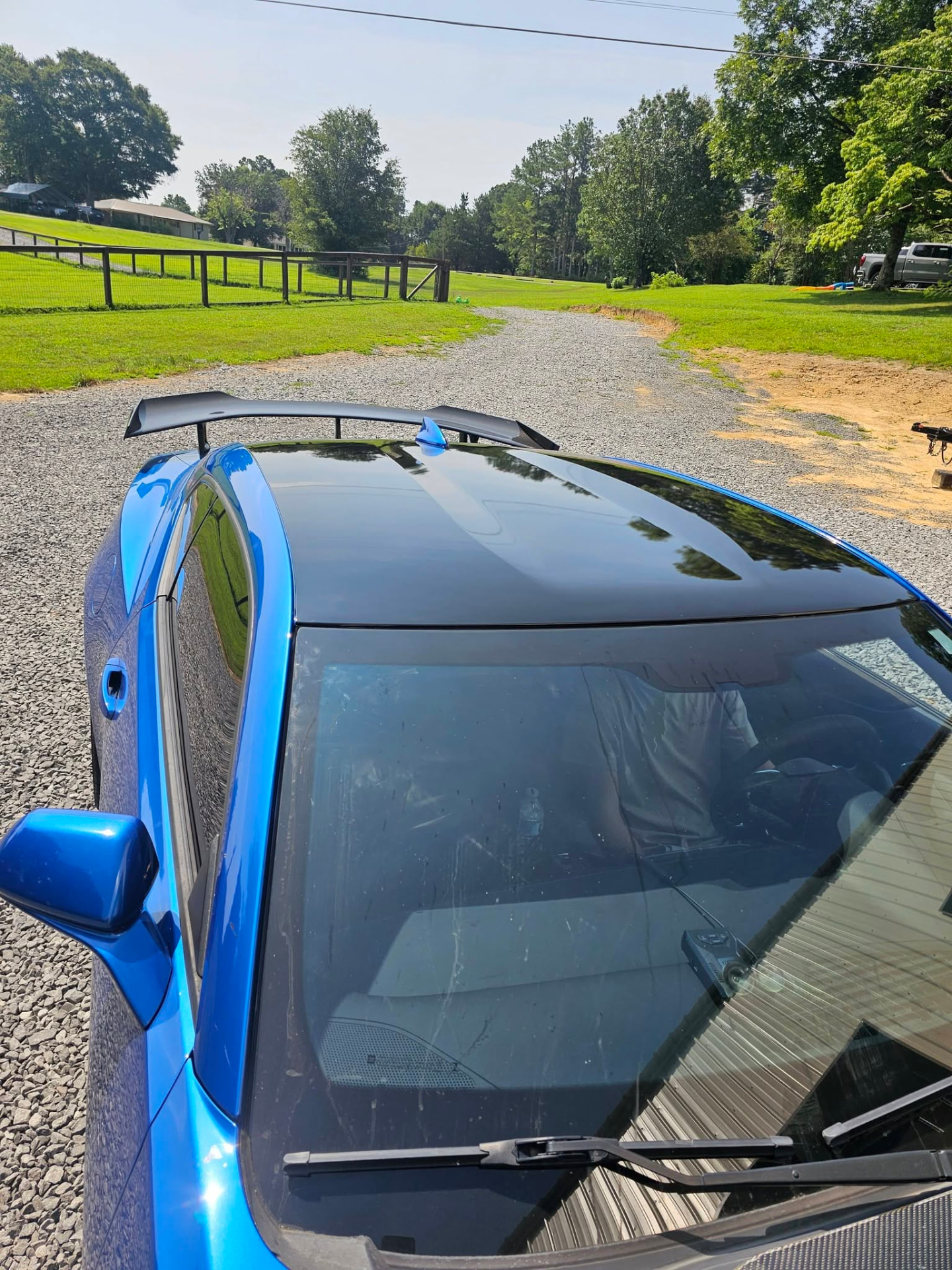 Roof wrap and spoiler accent